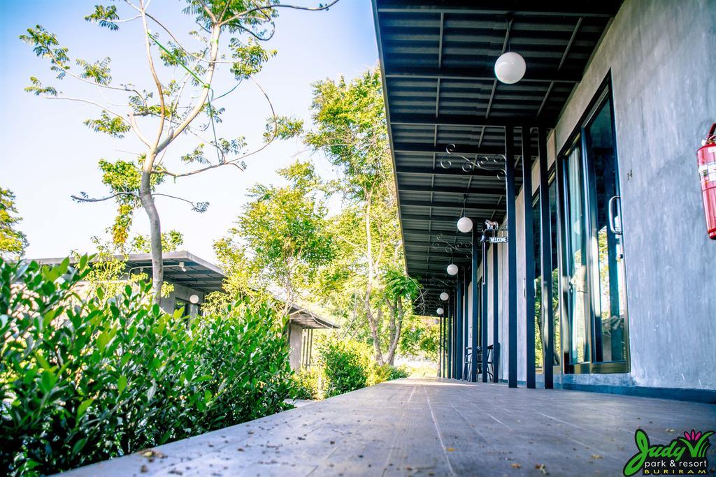 Buriram Judy Park & Resort Bagian luar foto