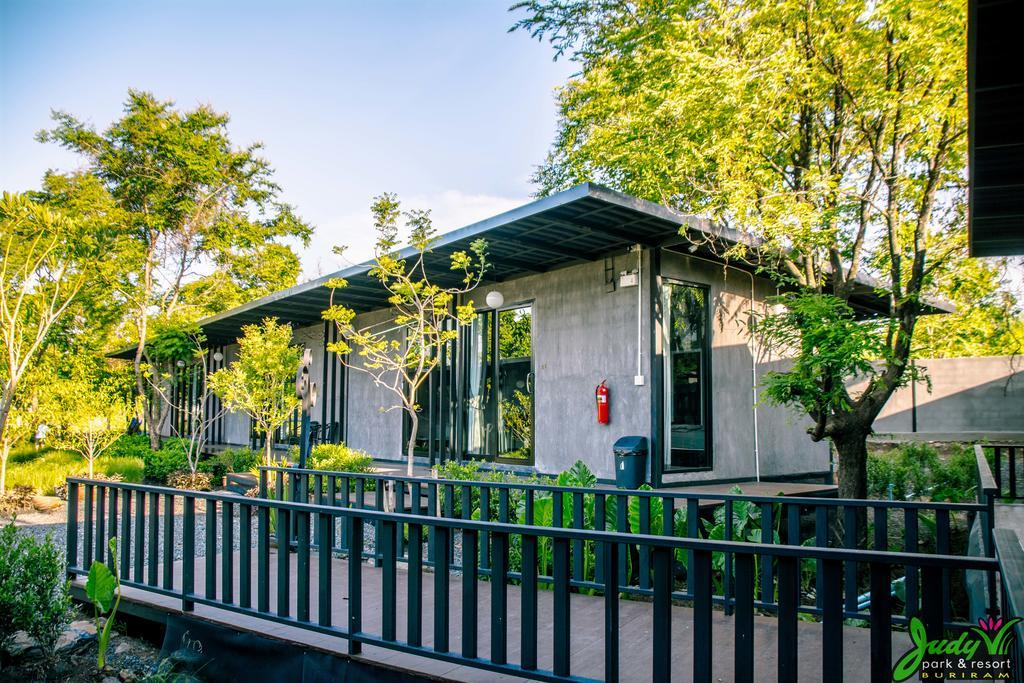 Buriram Judy Park & Resort Bagian luar foto