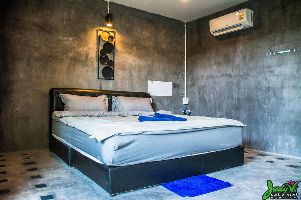 Buriram Judy Park & Resort Bagian luar foto