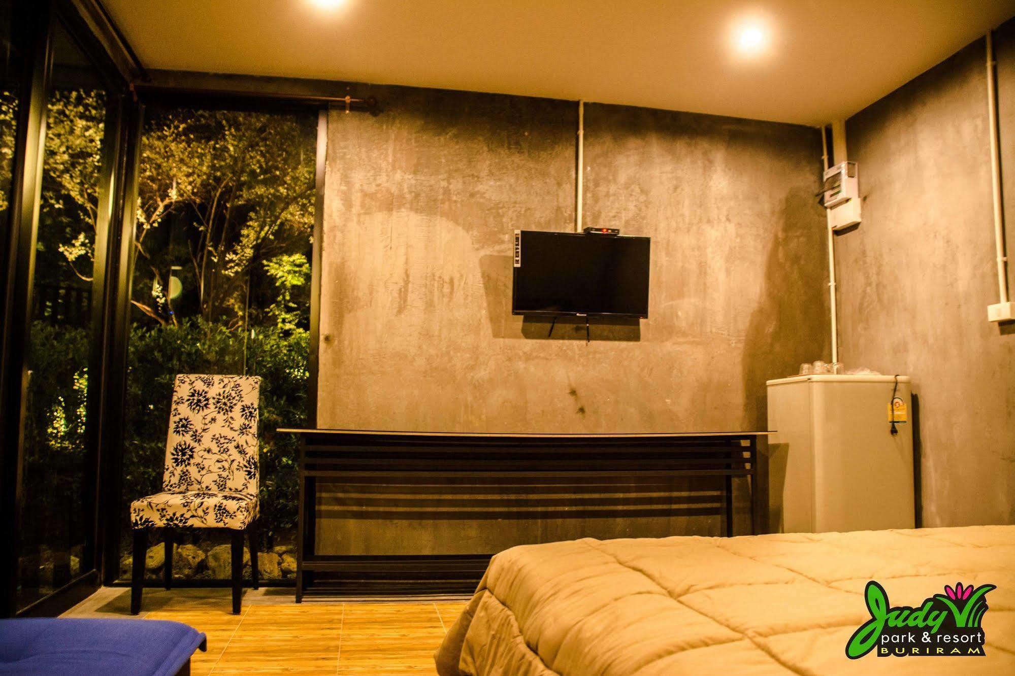 Buriram Judy Park & Resort Bagian luar foto